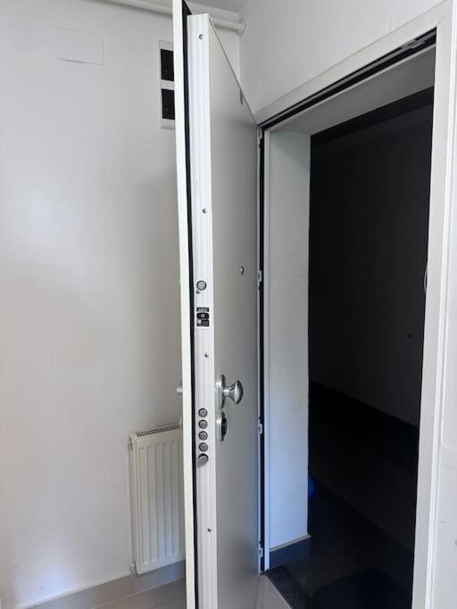 Apartman Pionirska Dolina 塞拉耶佛 外观 照片